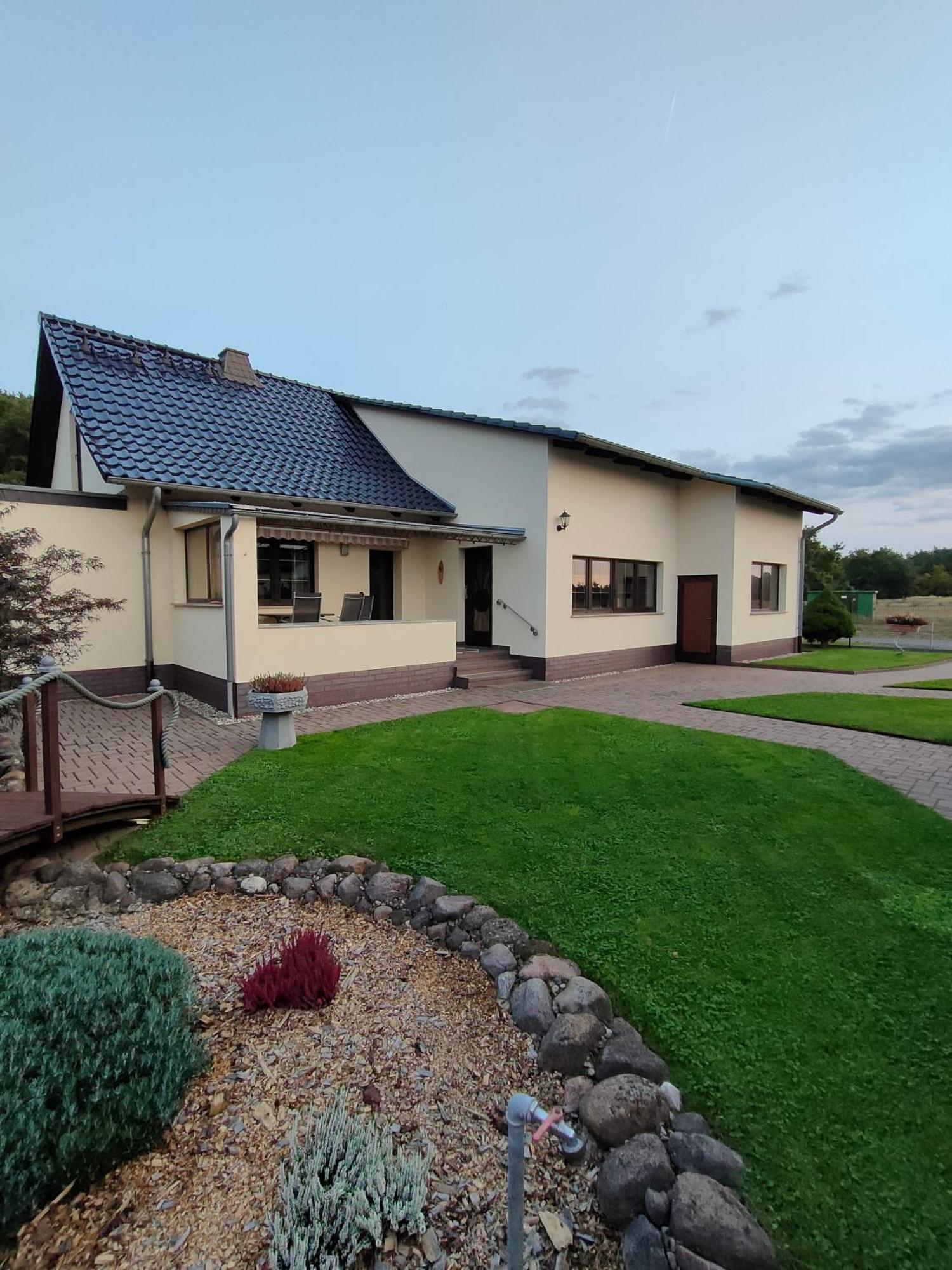הוילה וטשאו Haus Am Waldrand מראה חיצוני תמונה